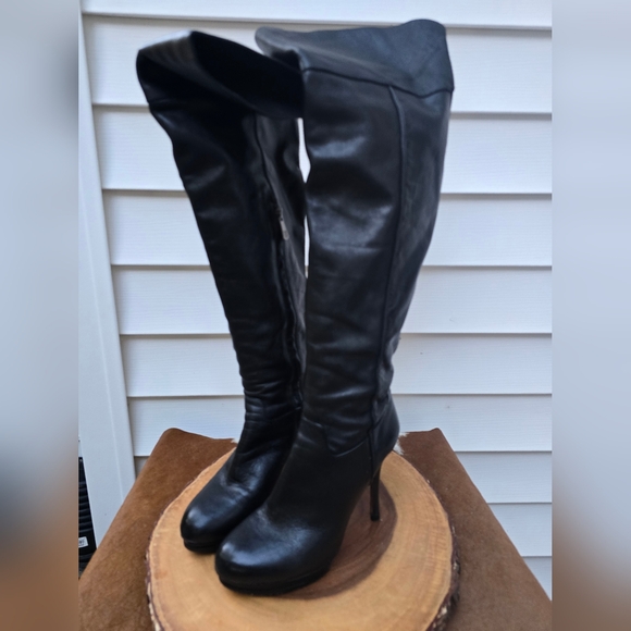 BCBG MAXAZARIA OVER THE KNEE BOOTS - Picture 1 of 12